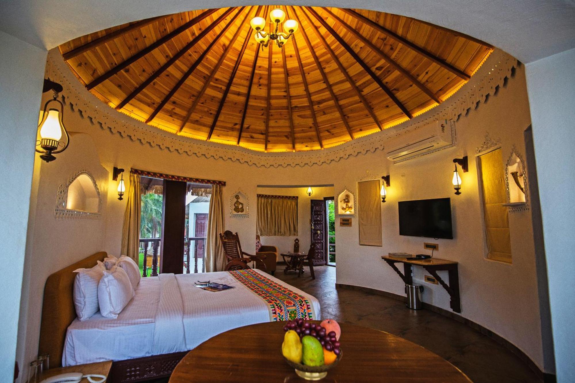 Nirali Resorts Rajkot Exterior foto