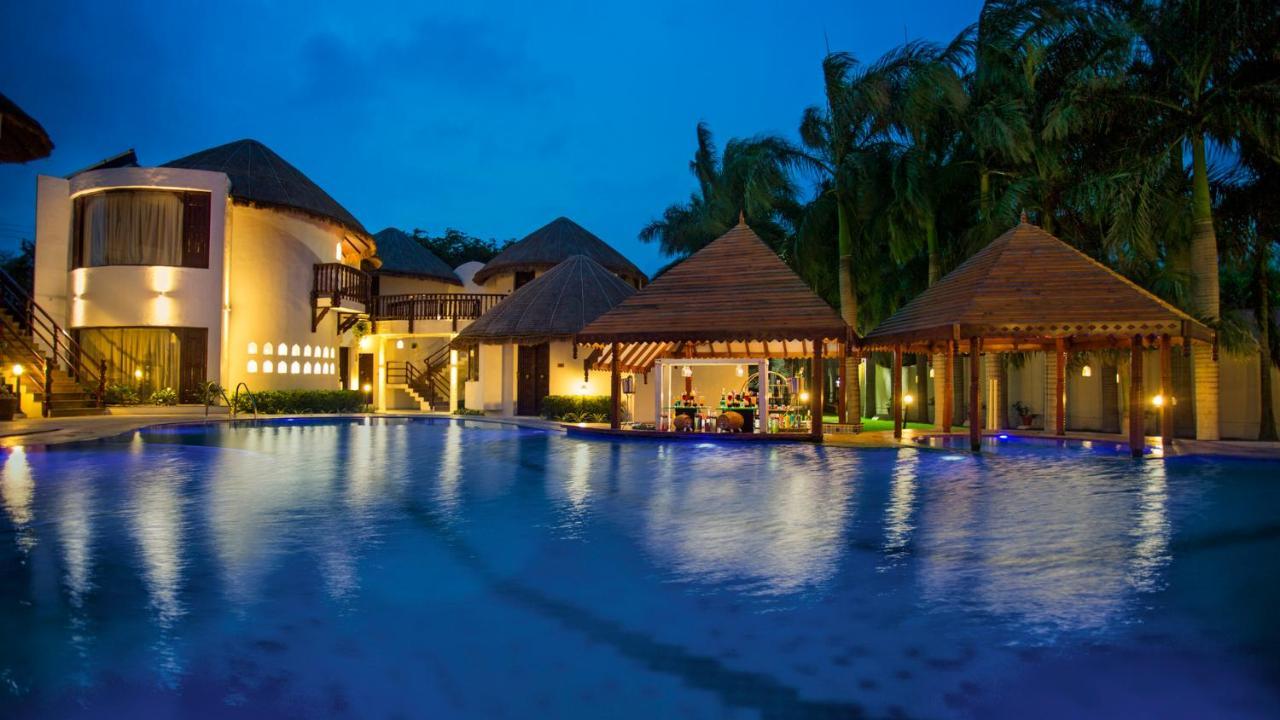 Nirali Resorts Rajkot Exterior foto
