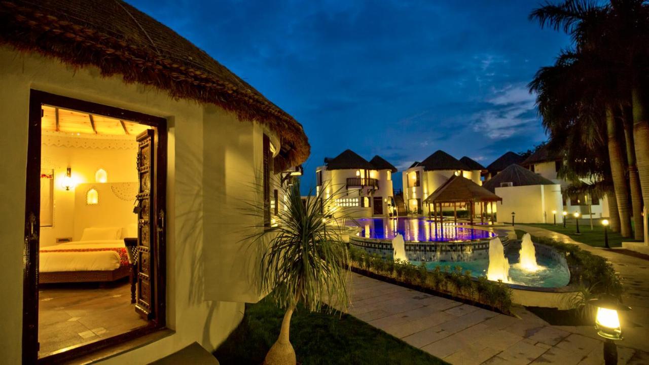 Nirali Resorts Rajkot Exterior foto