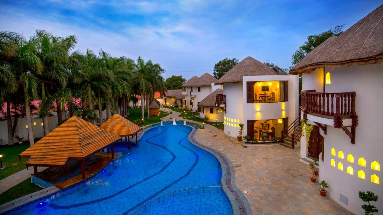 Nirali Resorts Rajkot Exterior foto