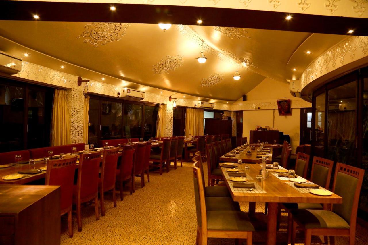 Nirali Resorts Rajkot Exterior foto
